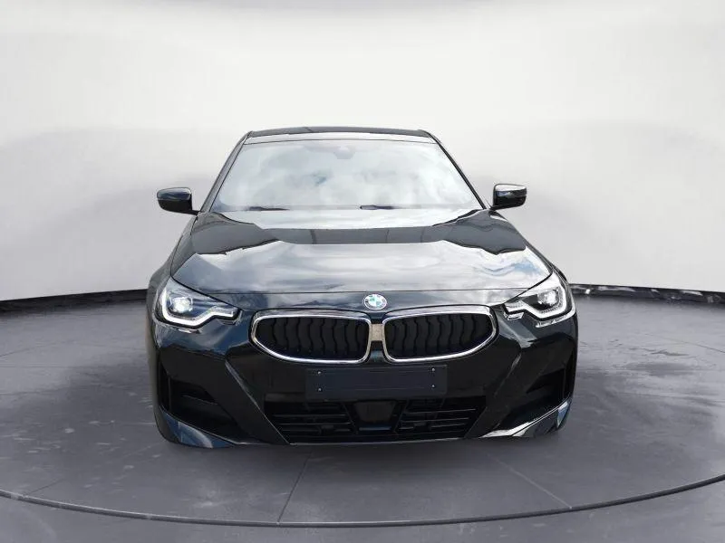 BMW Serie 2 Image 2