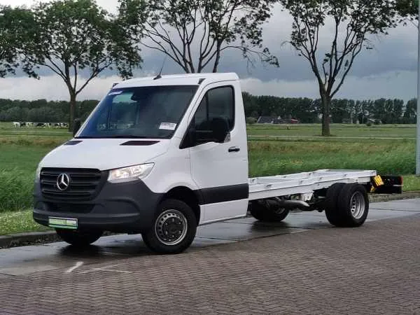 Mercedes-Benz Sprinter 313 CDI Image 2